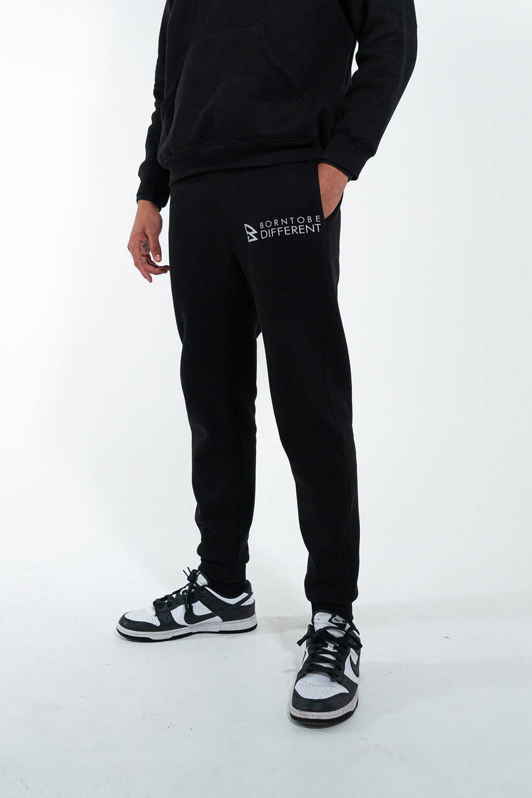 B2BD UNISEX OVERSIZED JOGGING BOTTOMS